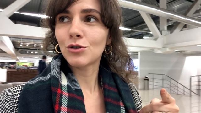 РЕМОНТ Ч.2 ВЫБИРАЕМ ПЛИТКУ С ДИЗАЙНЕРОМ, СТАВИМ ПАНОРАМНЫЕ ОКНА, ЕЗДИМ ПО МАГАЗИНАМ смотреть онлайн