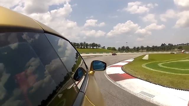 GT-R R35 at Sepang F1 Circuit 01/04/2013 смотреть онлайн