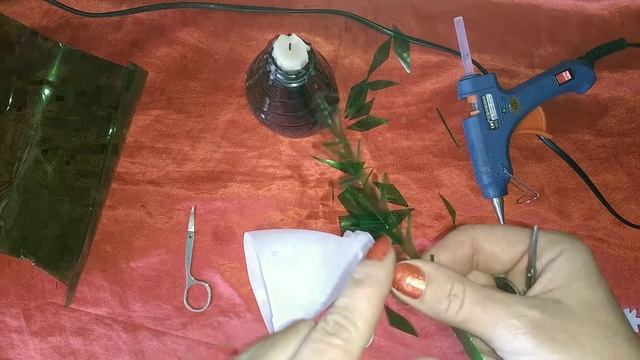 ЛАНДЫШИ из бутылок. Конвалии) Flowers from bottles смотреть онлайн