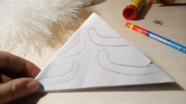 Делаем Новогодние снежинки. смотреть онлайн