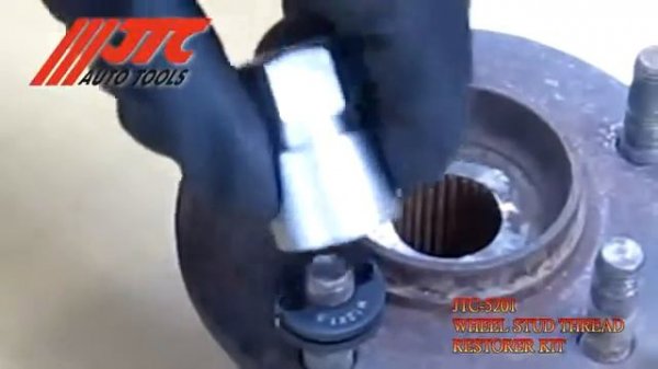 Набор инструментов для восстановления резьбы колесных шпилек