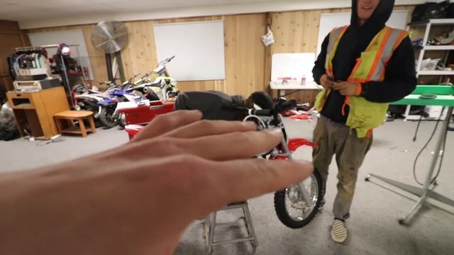 2019 CRF110F BUILD: THE TEARDOWN!! смотреть онлайн
