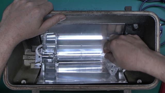 1000W Halogen Floodlight смотреть онлайн