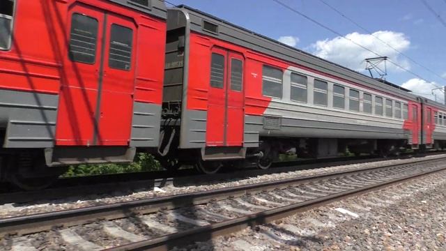 Электропоезд ЭД4М-0013 перегон Бородино - Уваровка смотреть онлайн