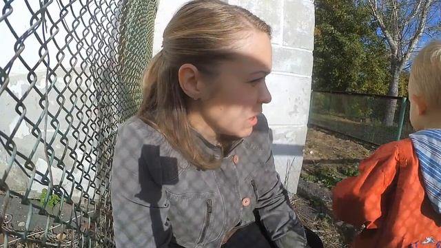 Дарите женщинам цветы! Сажаю тюльпаны. смотреть онлайн