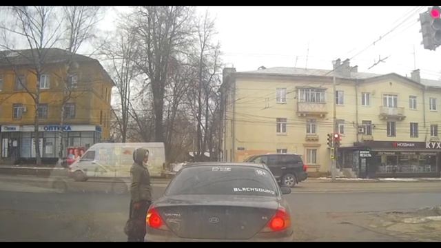 Остановиться перед пешеходным переходом смотреть онлайн