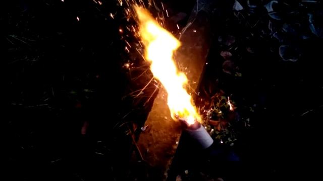 Приколтние поделки з бенгальских огней смотреть онлайн