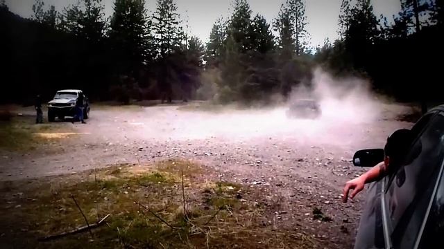 Fiero Buggy and 4 Runner Jump смотреть онлайн