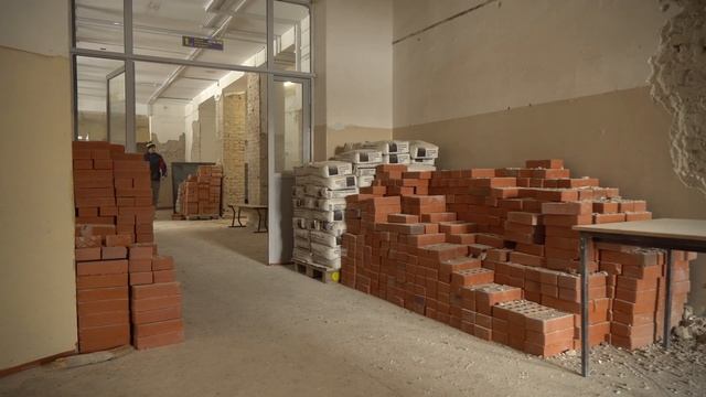 Ремонт школы на ул. Аксенова смотреть онлайн