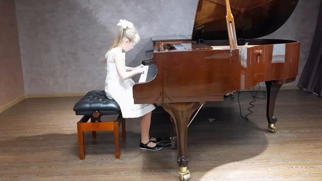 Климкина Ксения (Юный пианист - 2021) смотреть онлайн