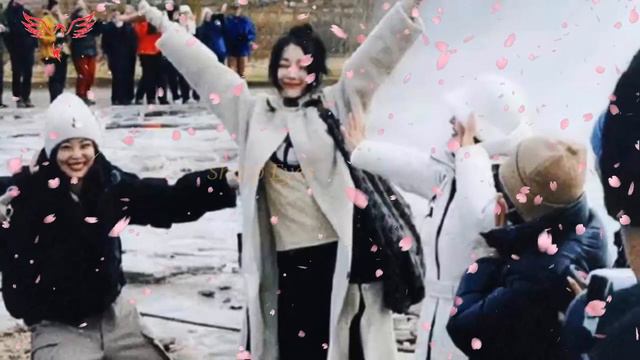 当年龄变成一个数字：秦岚和迪丽巴保持自信和魅力的秘诀。#dilraba #迪丽热巴 #dilrabadilmurat #qinlan смотреть онлайн