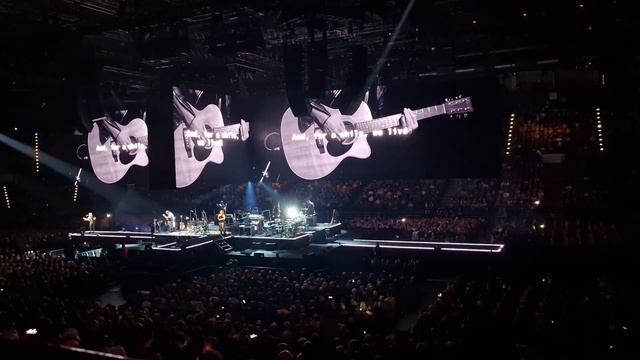 Roger Waters @ Birmingham Utilita Arena on 31 May - Wish you were here - Live смотреть онлайн