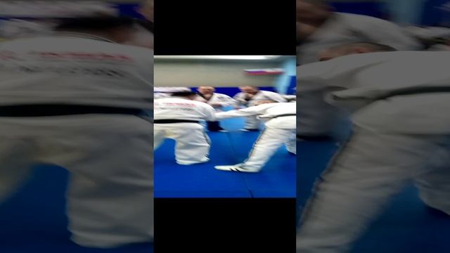 23 болевой на запастье стоя смотреть онлайн