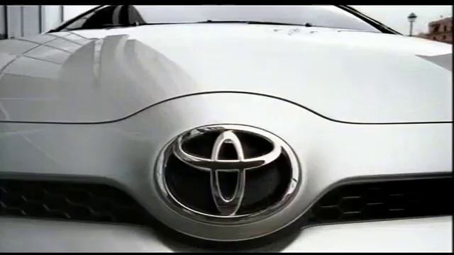 Toyota Corolla Verso Werbung (2004) смотреть онлайн
