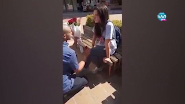 Отказ на предложение за брак в центъра на Добрич смотреть онлайн