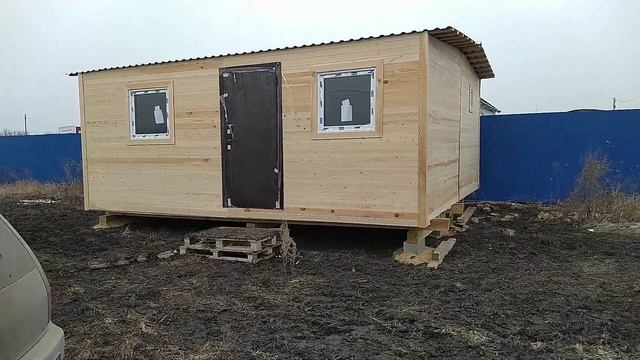 установили дверь в домик. #стройка2021#домик#бытовка#участок#Воронеж смотреть онлайн