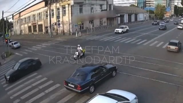 КРАСНОДАР ПОСТРАДАЕТ ОТ МОТОБАТА смотреть онлайн