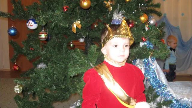 Новый год 2017! 1 - ая младшая группа № 1 "Мишутка" смотреть онлайн