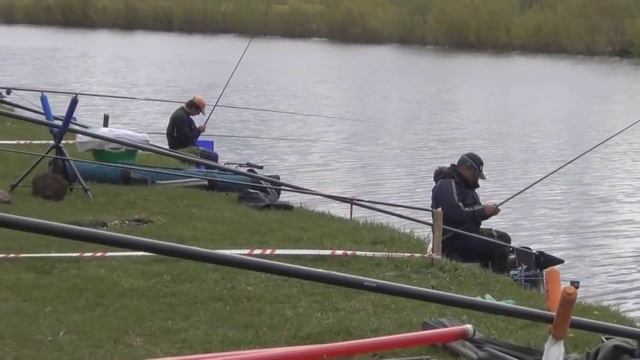 Поплавочная удочка на реке Чаус или удочка, поплавок, река и рыба (Рыбалка, поплавок, 1 июня 2013) смотреть онлайн