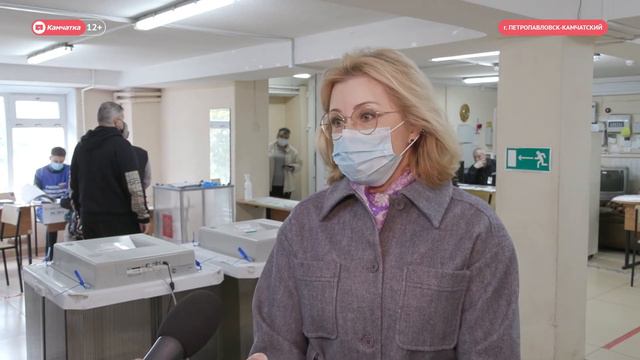 Виктория Сивак проголосовала на выборах в Госдуму и Заксобрание смотреть онлайн