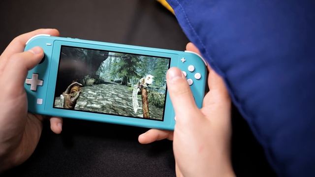 Стоит ли покупать Nintendo Switch Lite? Все "за" и "против". смотреть онлайн