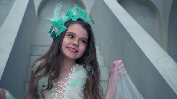 Couture Collection FANTASY BY A GLOSSIER.