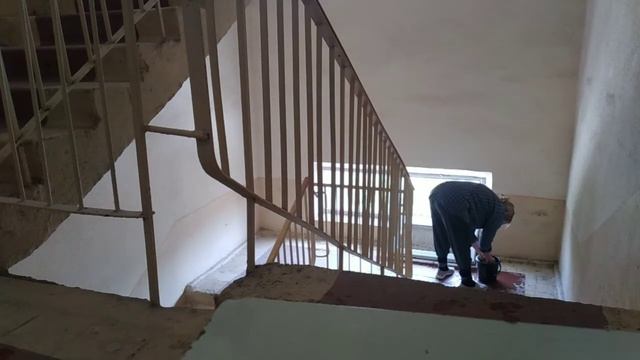 Мотивация на уборку // Отдраили подъезд // Намыли окно // Чистота смотреть онлайн
