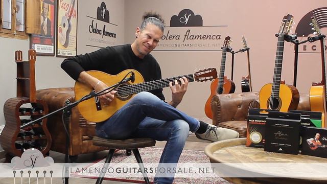 José Ramírez II 1933 classical guitar for sale played by Alberto Fernández смотреть онлайн