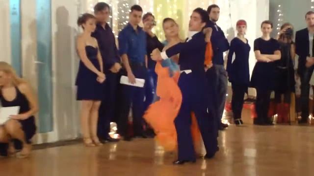 SOFT STEP-Angelo si Bianca-Tango смотреть онлайн