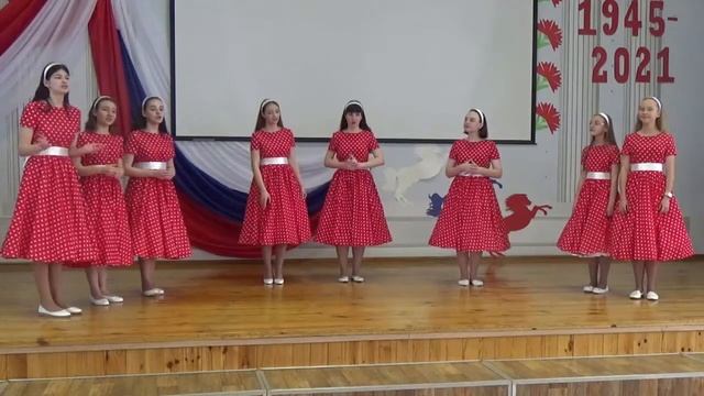 «Ой, цветет калина» Муз.Дунаевского, сл.Исаковского. Академический ансамбль «Ретро» г.Краснодар-202 смотреть онлайн
