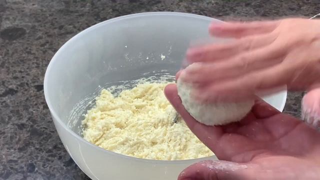 Нежные КЕТО-сырники без муки и сахара (LCHF, КЕТО) смотреть онлайн