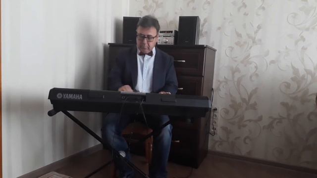 Старый как рояль смотреть онлайн