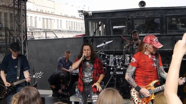 Маврин - Дай Руку Мне (Метал корабль 2) смотреть онлайн