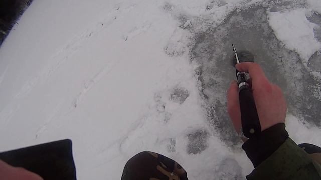 Зимняя рыбалка на мормышку Поляковское озерл Лужский район2018 смотреть онлайн
