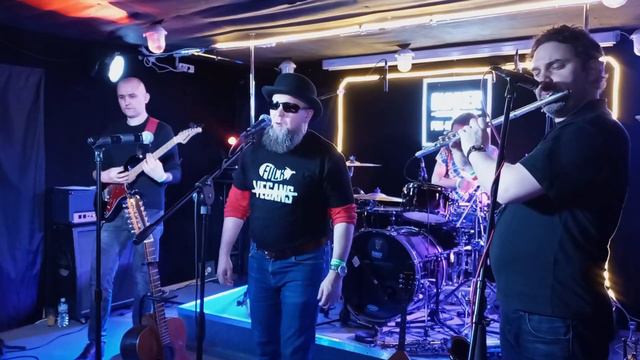 08 Розовые колготки смотреть онлайн