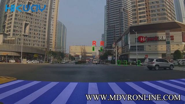 ADAS Testing Video of traffic lights and Zebra crossing and pedestrians смотреть онлайн