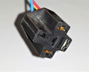 Как разобрать разъём реле