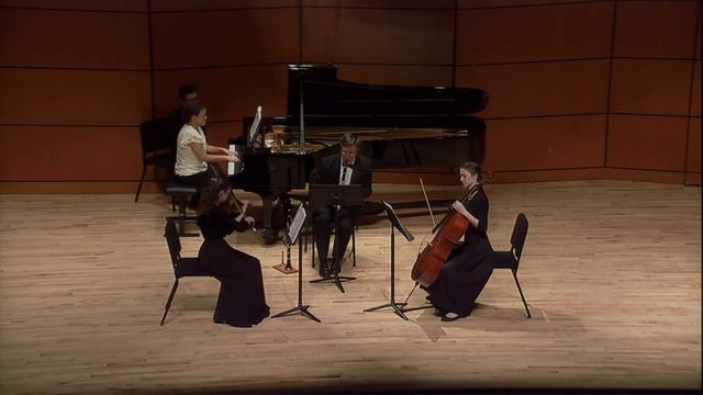 Sarabande from Renaissance No. 1, Jean Philippe Rameau/Leopold Godowsky (arr. McClellan) смотреть онлайн