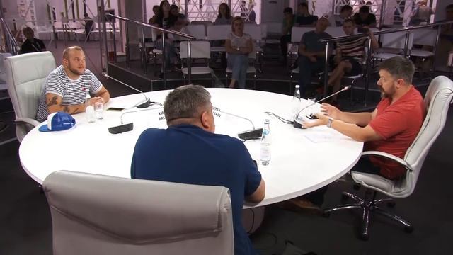 ДИСКУССИЯ УЛИЧНАЯ ЕДА КАК ВПЕЧАТЛЕНИЕ смотреть онлайн