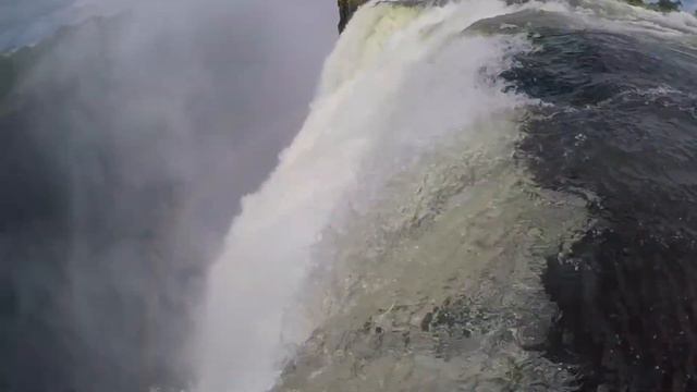 10 Most DANGEROUS Tourist Locations In The World! смотреть онлайн