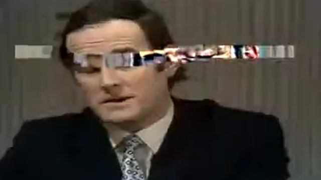 Monty Python Argument Clinic смотреть онлайн