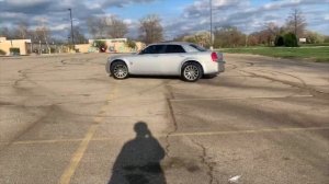 2006 Chrysler 300c SRT8 6.1L Vs. 2008 Chrysler 300c SRT Design 5.7L #hemi #srt8