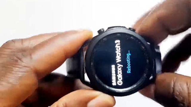 How to Reset Galaxy Watch 3 [Hard and Soft Reset] смотреть онлайн