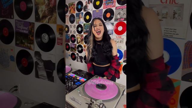Tell Your Lovers and Friends about Mr. Sensi (Bela Roze Edit) смотреть онлайн