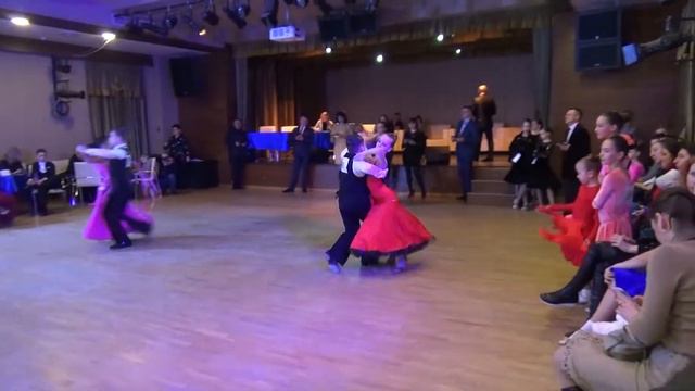 Дима и Наташа выступают на турнире 