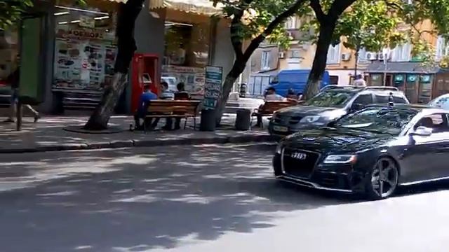 МАМООЧКИИ(комментатор от Бога) смотреть онлайн