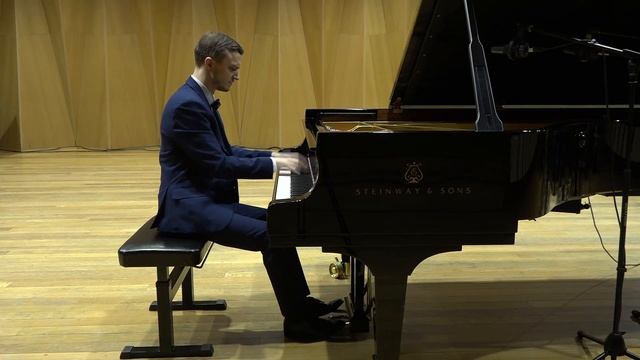 Alexander Lubyantsev: Chopin Mazurka op 59-2, Etude op 10-12, Ravel Scarbo from Gaspard de la Nuit смотреть онлайн
