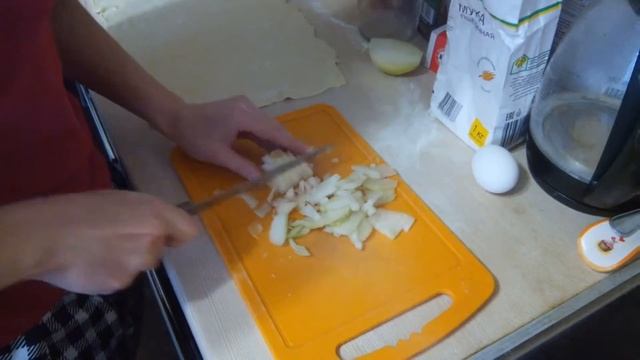 Как готовить пирог с сайрой? смотреть онлайн