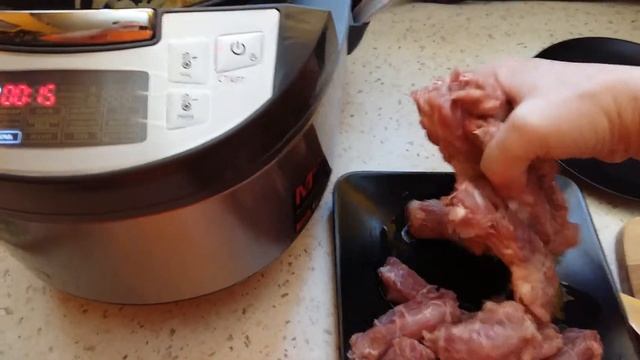 Куриные шейки - простая и вкусная закусочка. смотреть онлайн