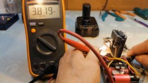Li-Ion батарея от шуруповёрта. Тестирование элементов.